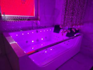 GDAŃSK by the Sea - PRESTIGE HOME SPA Apartments with a luxurious JACUZZI, SAUNA and an exclusive Massage Chair available in one of the apartments!