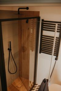 Zielony domek nad jeziorem Mazurskie klimaty