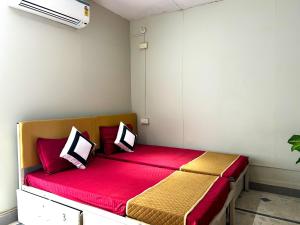 Jaipur Qila - A Boutique Hotel and Rooftop Cafe