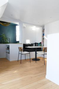 Mini loft in Notre Dame district, Île Saint-Louis, Paris