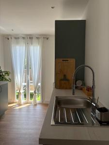 Agréable Maison ensoleillée avec piscine