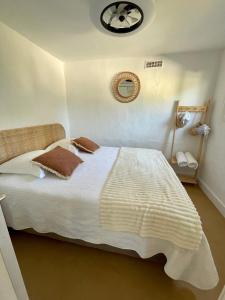 Villas Villa provencale Golfe St Tropez climatisee piscine chauffee, Spa, billard, Wifi haut debit pro : photos des chambres