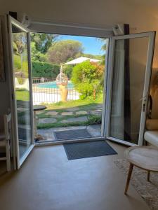 Villas Villa provencale Golfe St Tropez climatisee piscine chauffee, Spa, billard, Wifi haut debit pro : photos des chambres