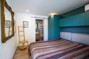Villas Villa Les Sources VI4245 By Riviera Holiday Homes : photos des chambres