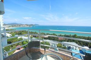 Sanya Sun Seaview Apartment