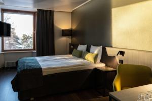 Standard Queen Room room in Scandic Waskia