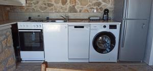 Kuća Domina Dučac, Postira