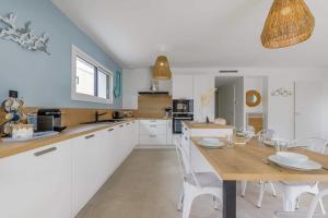 Clair Jeanne - 900m plage - Parking