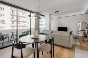 Avencas - 2 bedrooms and shared pool in Amoreiras