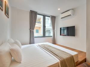 Saigon Night-life Complex-100m2 Rooftop Pool-Elevator-Heart of District 1