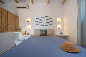 PERIVOLI 1-CHORA(5min away from the center by car)