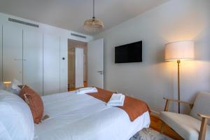 Cond Bayline - Pool - Gyn - SPA - Peixe Balão - BY BEDZY