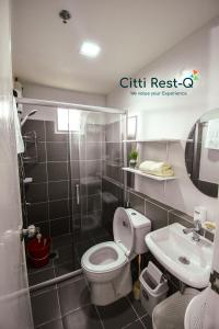 Affordable Stylish Condo with Free Wifi & Netflix, Near Airport HMS3