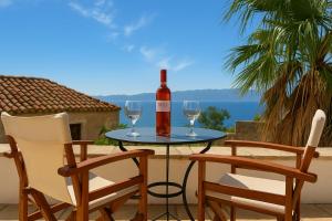 Menexes Suites Monemvasia