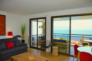 Appartements Grand T2 STANDING AJACCIO Proche centre et plages VUE PANORAMIQUE PARKING PRIVE : photos des chambres
