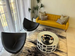 2411 Ellipse Waterfall