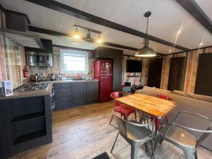 Freddy Mercury 52 The Meadows