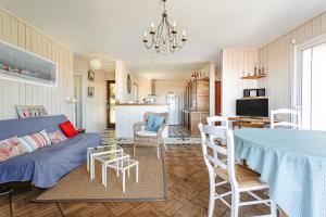 Maisons de vacances Maison Bordure de Foret et vue Mer : photos des chambres