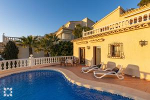 Villa Octavio by Abahana Villas