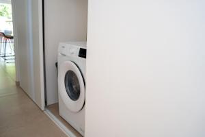 Lou Tavan - Villa Rénovée avec Piscine & Jacuzzi - 4 Chambres