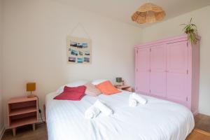 Family Home in Lille, Garden and Parking - 68p