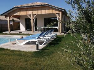 Villas Villa Adishatz, new house, pool & garden : photos des chambres