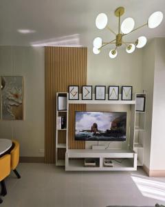Classy & Homey 1BR Mall of Asia Airport Fast WIFI