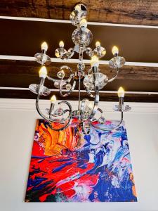 Vibrant Downtown Studio Oasis