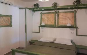 Beautiful Apartment In Supetarska Draga 