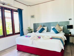 Three Trees Samui Resort - Sarocha Villa