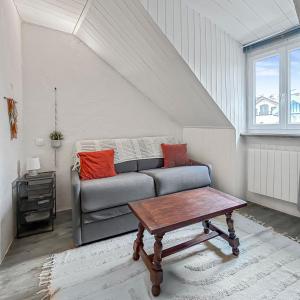 Appartements Studio lumineux au coeur d-Aix-les-Bains : photos des chambres