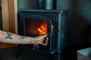 Romantic Offgrid Tiny Home Ft Beachy Head Hike