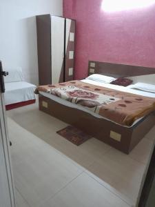 AGRA HOTEL VIREN SOFYTEL - Near Taj Mahal And Park# - Free Wi-fi And Parking Facilities - A Premium Hotel In Agra