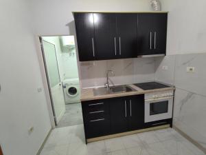 Tirana Apartment City Stay , Free Parking & Balcony
