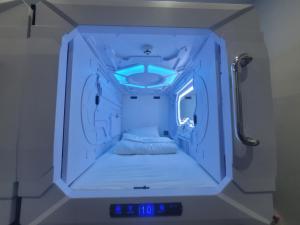 Capsule Hotel in Malapascua