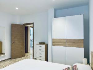 Acogedora casa familiar de 4 habitaciones y gran terraza a metros de la playa