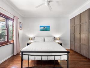 Margs in Mandurah-Family Friendly,Beach!