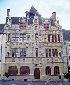 Hotels The Originals Boutique, Hostellerie des Trois Pigeons, Paray-le-Monial (Inter-Hotel) : photos des chambres