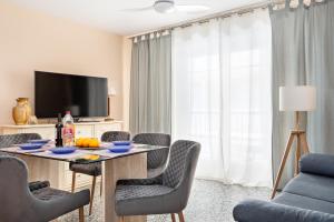Apartament przy morzu w Torrevieja z 3 sypialniami w pobliżu barów i restauracji