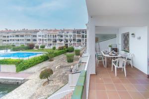 WELCS APARTAMENTO 243 EMP con terraza con vista