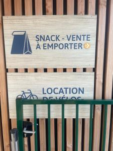 Campings mobil-home 3 chambres calme et tout equipe a carry-le-rouet proche piscine avec toboggans pataugeoire et animations peu de vis a vis terrasse barbecue paddle bodyboards acces libre aux activites du camping lou soulei commerces et plage a proximite : photos des chambres