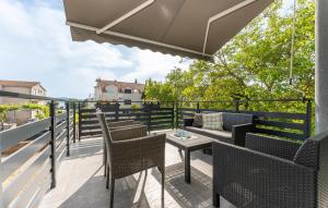 Cozy Apartment In Sveti Filip I Jakov