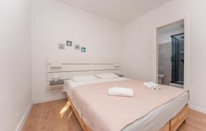 Cozy Apartment In Sveti Filip I Jakov