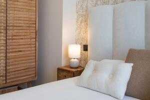 #52 Etoile Suite ,Central, Balcony, AC-5 min P Massena