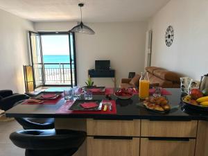 Vue mer et plage à pied