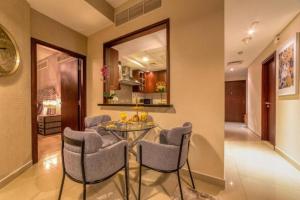 Bellavista Apartments Holiday Homes LLC - High Floor - 1BR - 29 Boulevard - Burj Khalifa & Fountain View