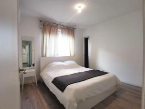 Naxou Modern Residence By Staycom