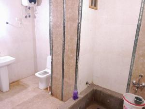 AGRA HOTEL# PRASHANT PALACE - Near Taj Mahal -Free Wi-fi And Parking Facilities - A Top Premium Hotel In Agra