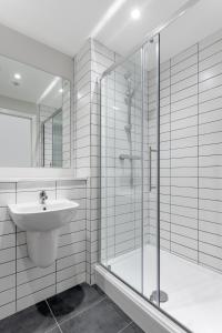 Richmond Row - Air Host & Stay - 2 Bed Apartment