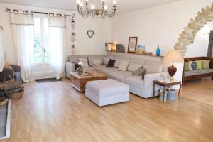 Villas Typical farm with private pool close to the Ventoux 8 persons : photos des chambres